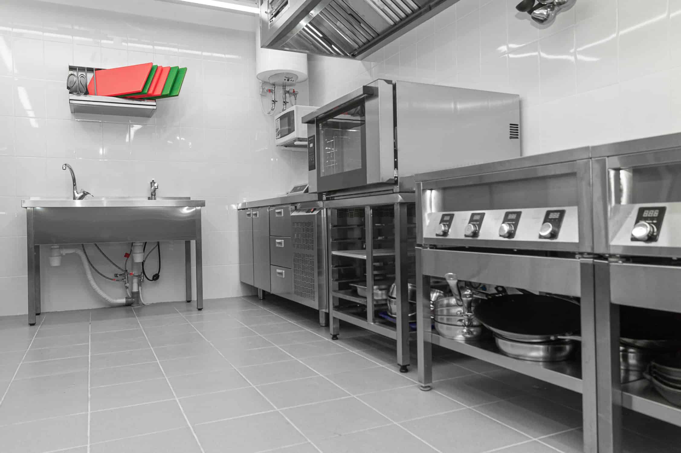 Design of the working area of the commercial cafe kitchen with s